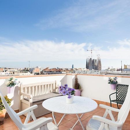 Sagrada Familia Attic - Terrace Bcn Views Apartment บาร์เซโลนา ภายนอก รูปภาพ